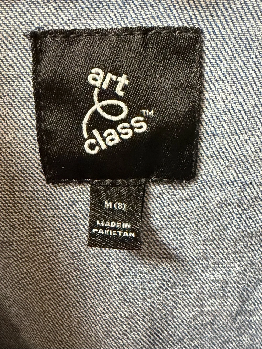 Art Class Kids Light Wash Distressed Denim Trucker Jacket Sz M (8)